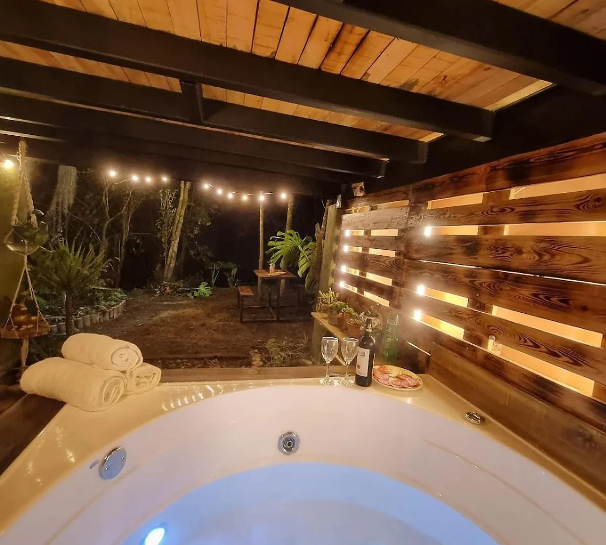Magica Cabana Con Jacuzzi En Santa Elena 0*, Santa Elena (Antioquia) Colombia